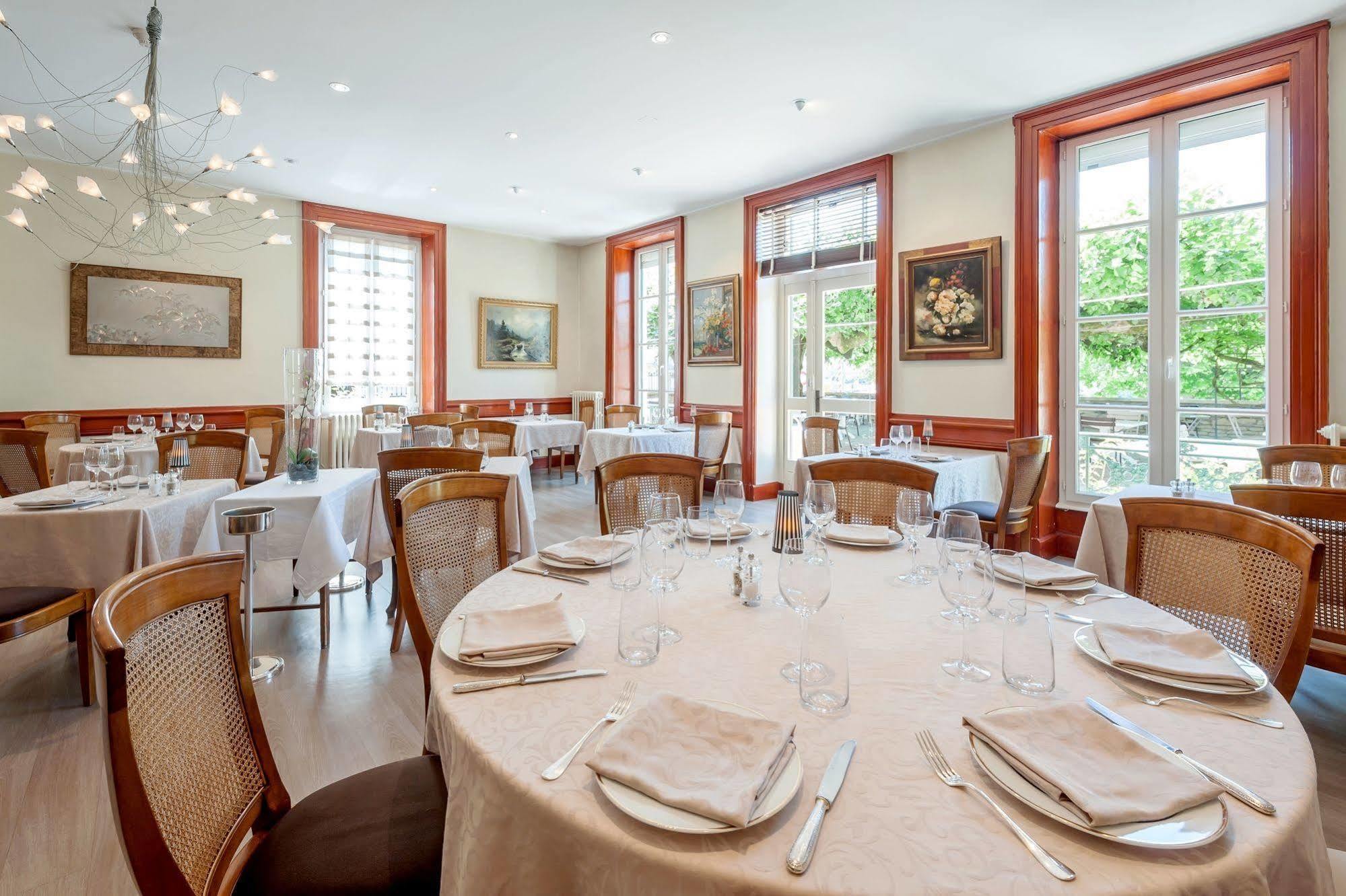 Hotel Restaurant Emile Job Montmerle-sur-Saone Eksteriør bilde
